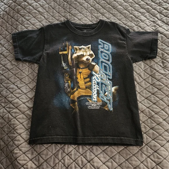 8 Boy T-Shirts - Picture 3 of 12